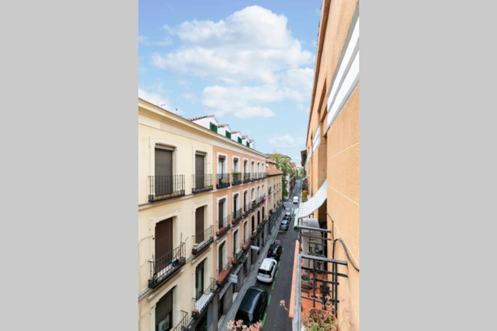 Homeabout La Latina Apartment Мадрид Екстериор снимка